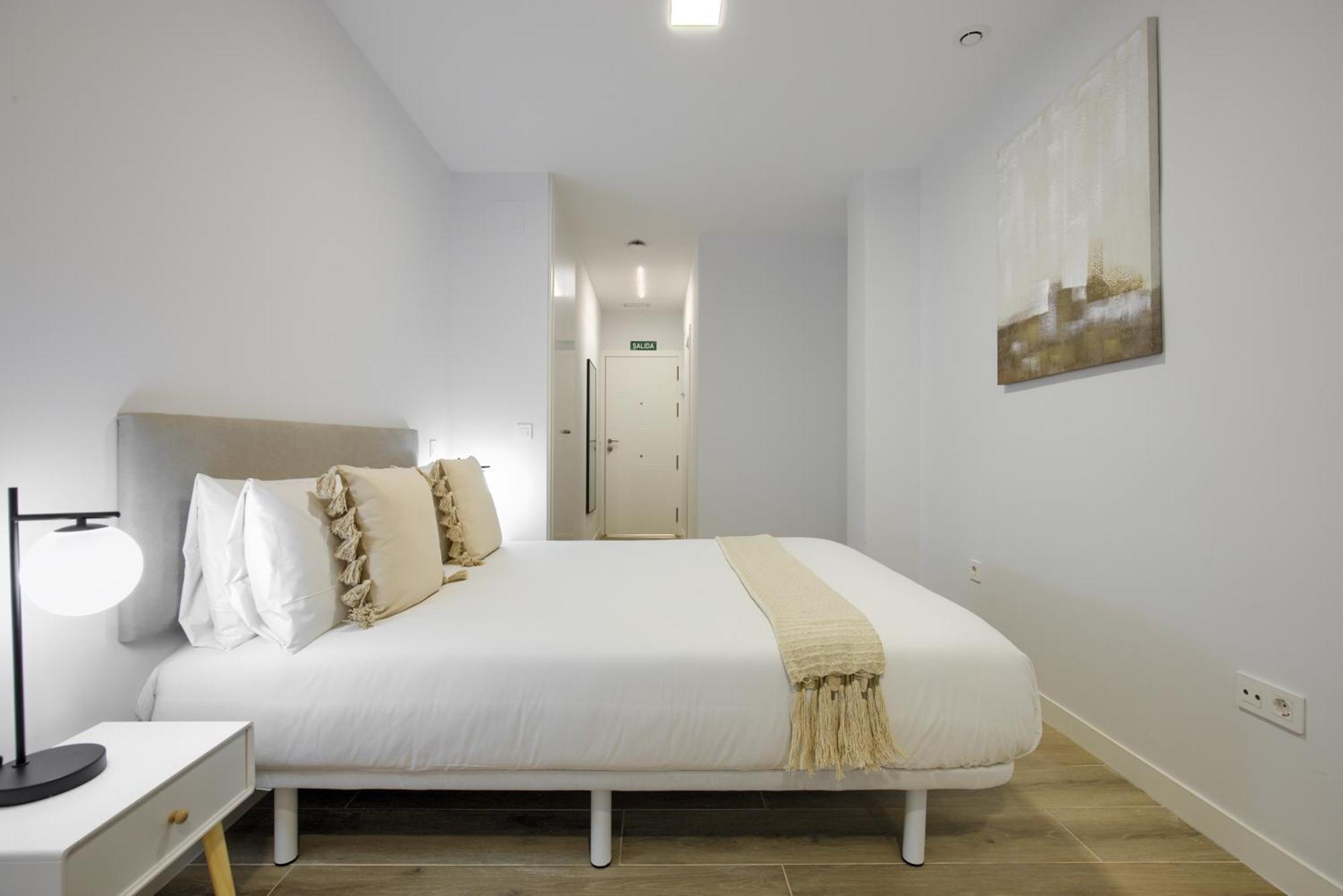 Dobo Madrid Numancia Apartment ภายนอก รูปภาพ