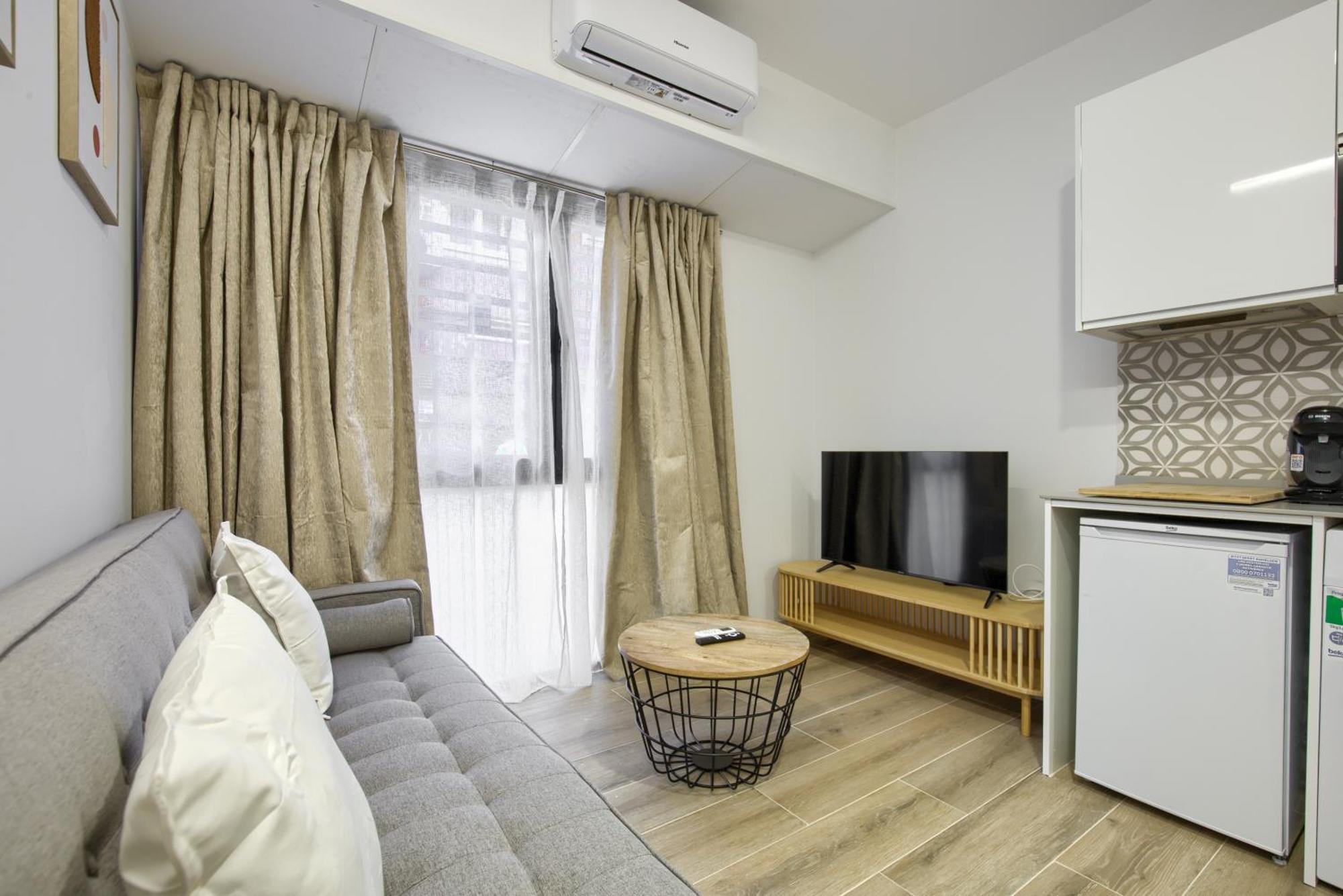 Dobo Madrid Numancia Apartment ภายนอก รูปภาพ