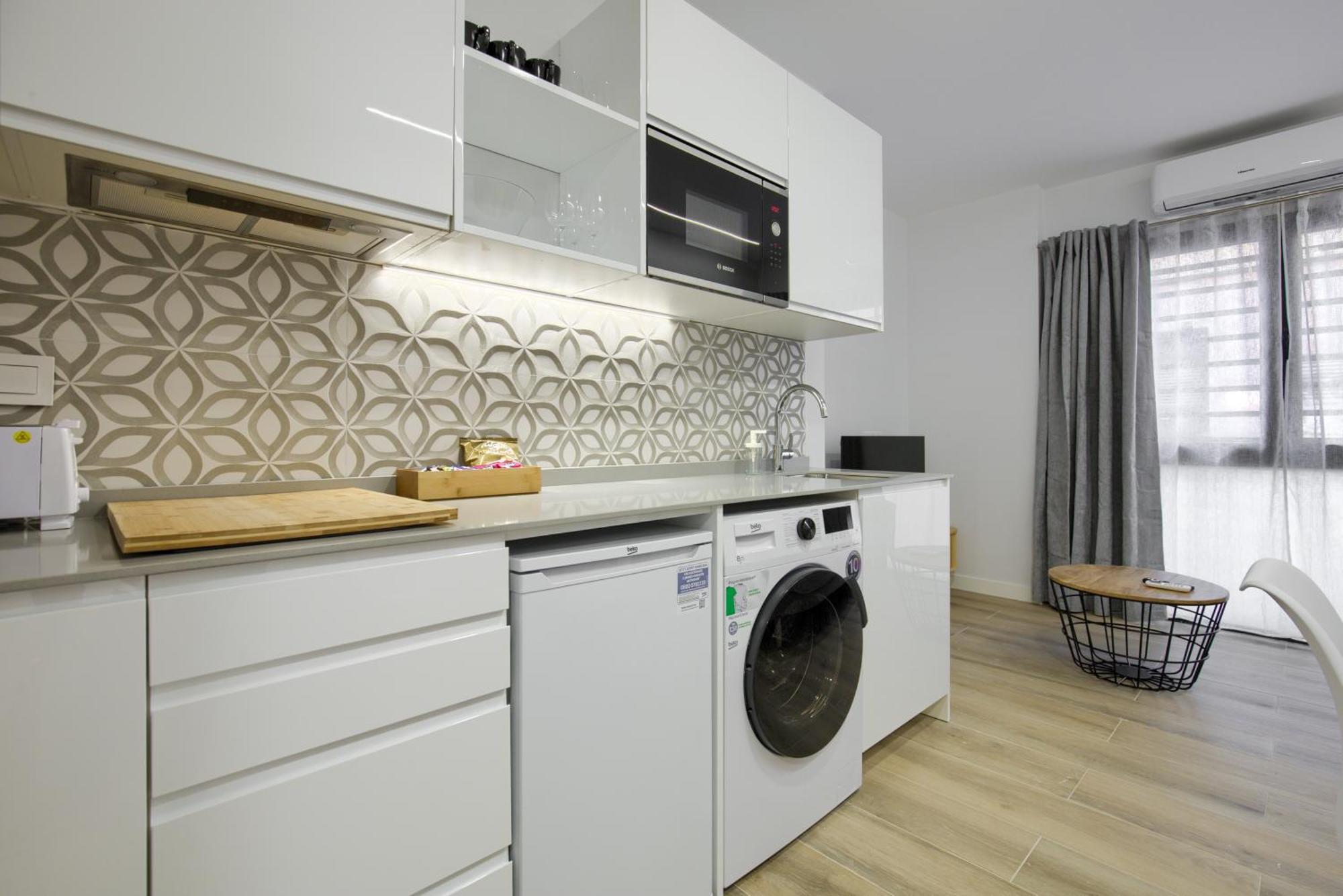Dobo Madrid Numancia Apartment ภายนอก รูปภาพ