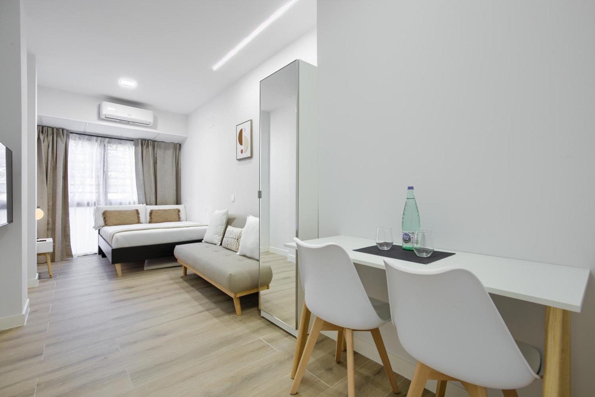 Dobo Madrid Numancia Apartment ภายนอก รูปภาพ