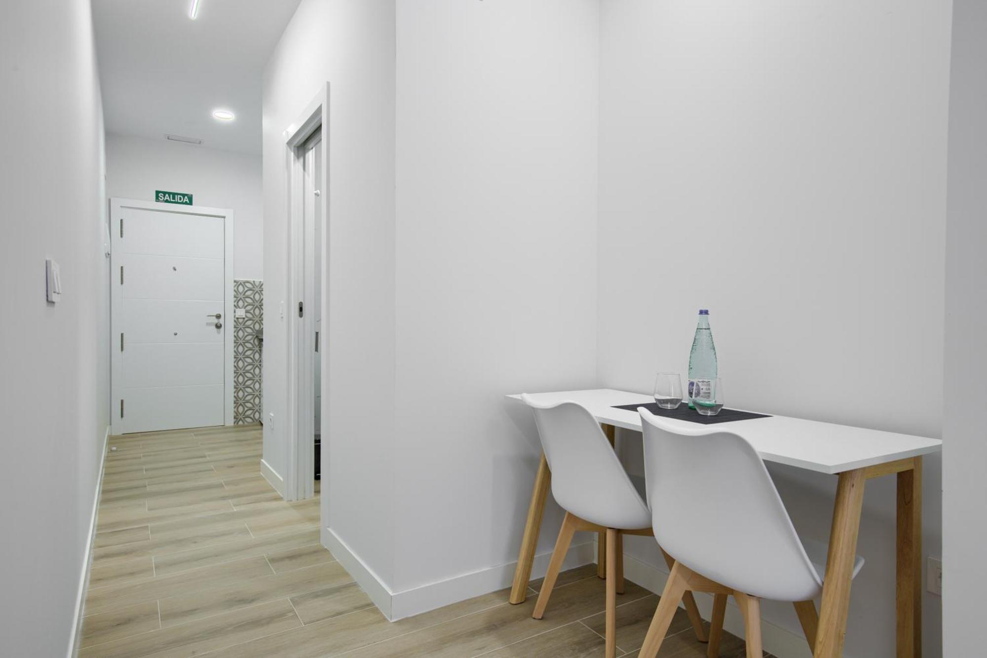 Dobo Madrid Numancia Apartment ภายนอก รูปภาพ