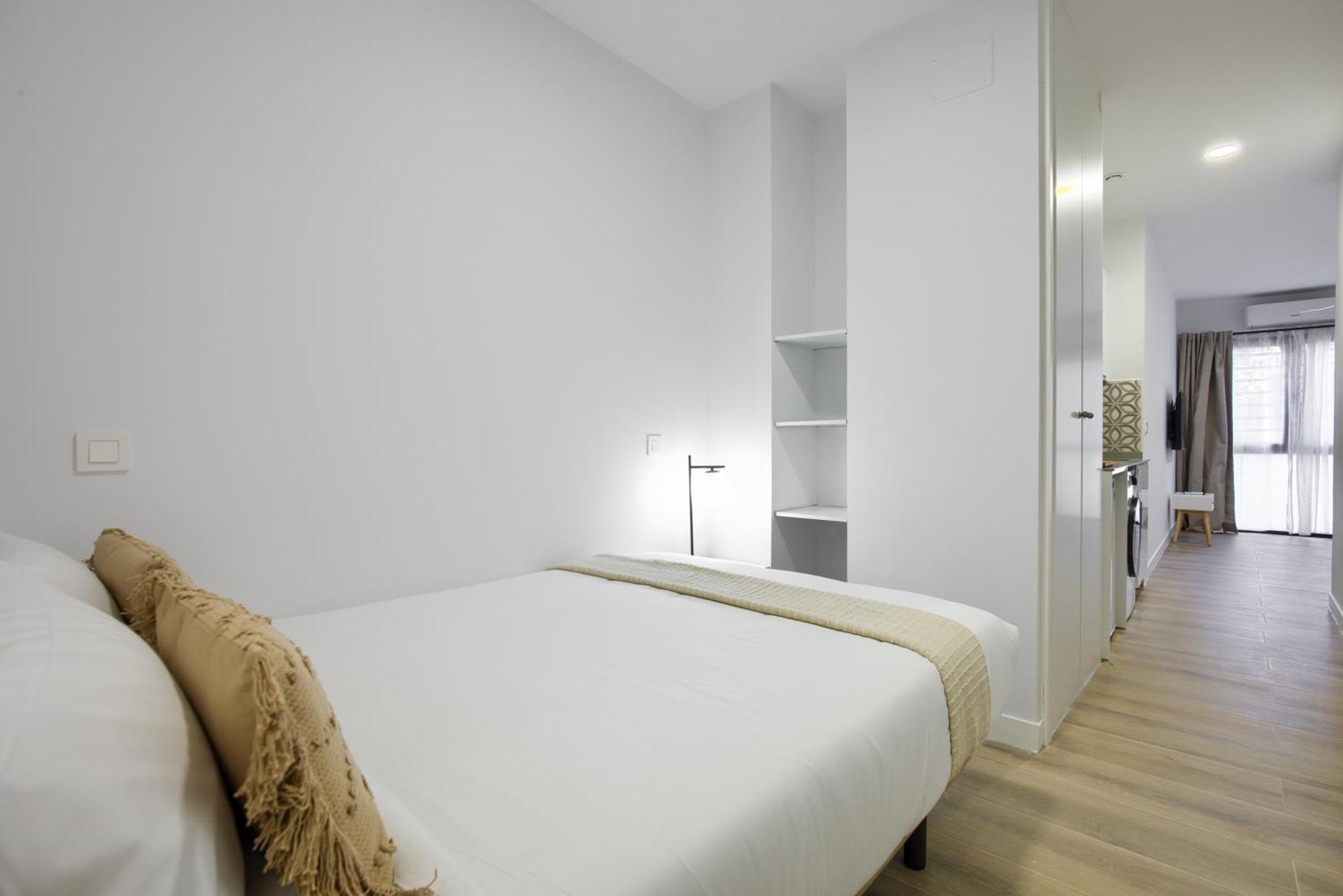 Dobo Madrid Numancia Apartment ภายนอก รูปภาพ
