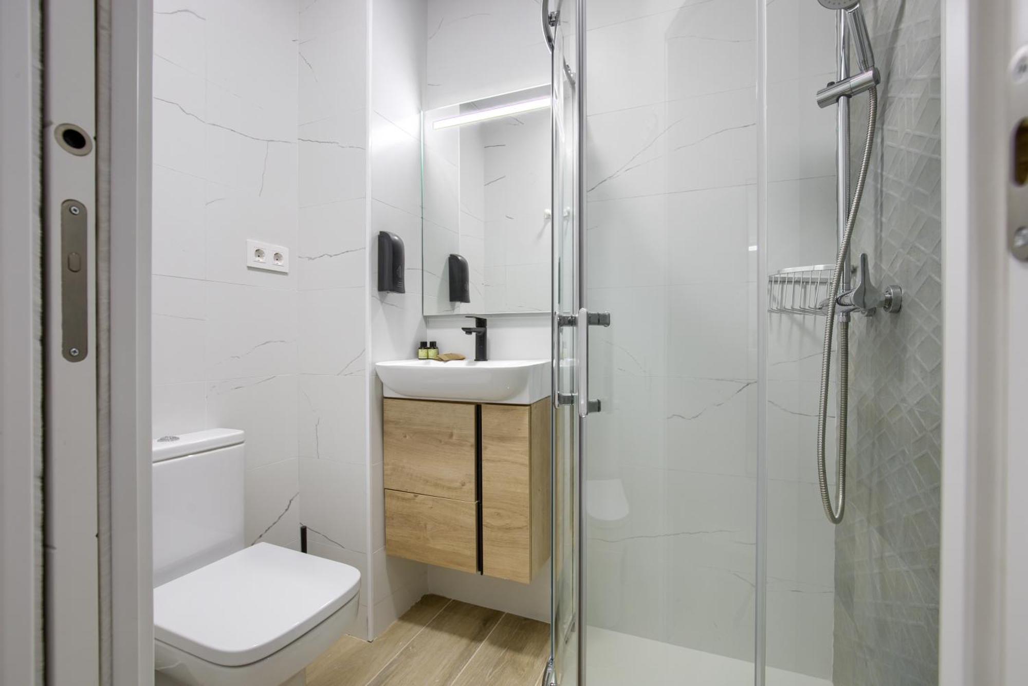 Dobo Madrid Numancia Apartment ภายนอก รูปภาพ